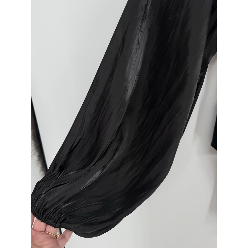 Lulus Black Smocked Square Neck Bodysuit with Satin Balloon Sleeves & Cutout M - Picture 2 of 6